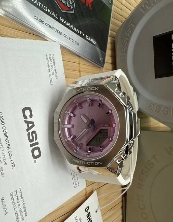 Женские Наручные часы Casio G-shock GM-S2110-7A6