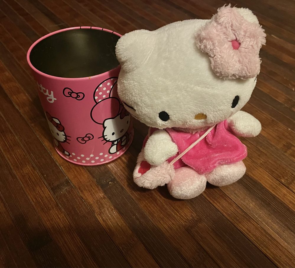 Copo para lápis e mini-peluche Hello Kitty