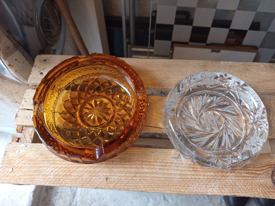 Popielniczki szkło kolorowe PRL