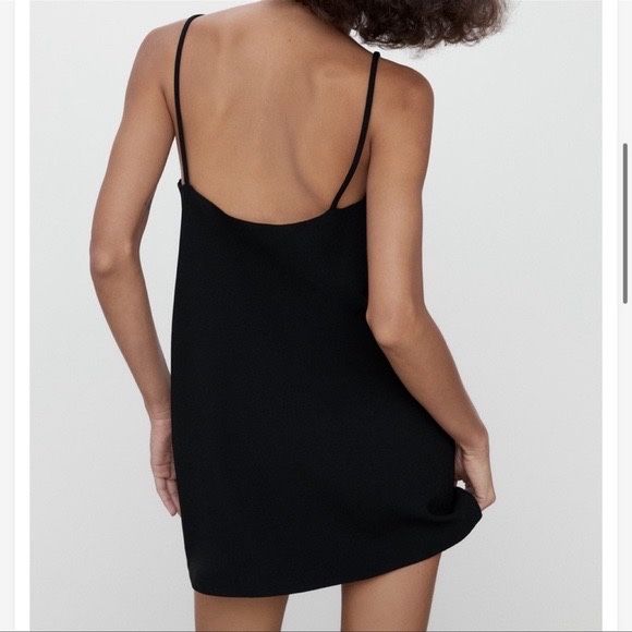 Идеально черное мини платье Зара хс