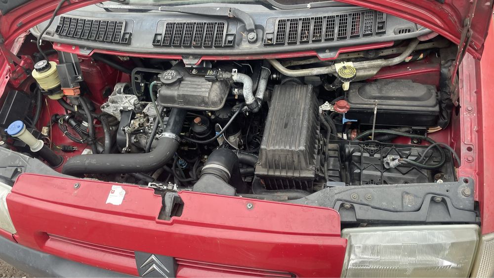 Продам автомобіль Citroen jumpy 1998року