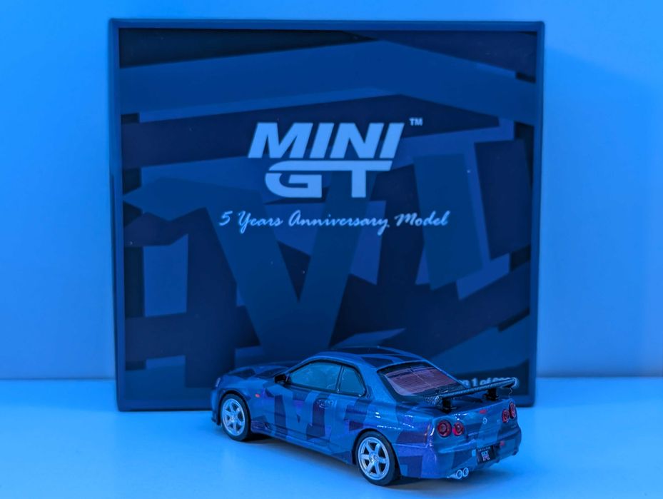 Mini gt Nissan Skyline R34 446