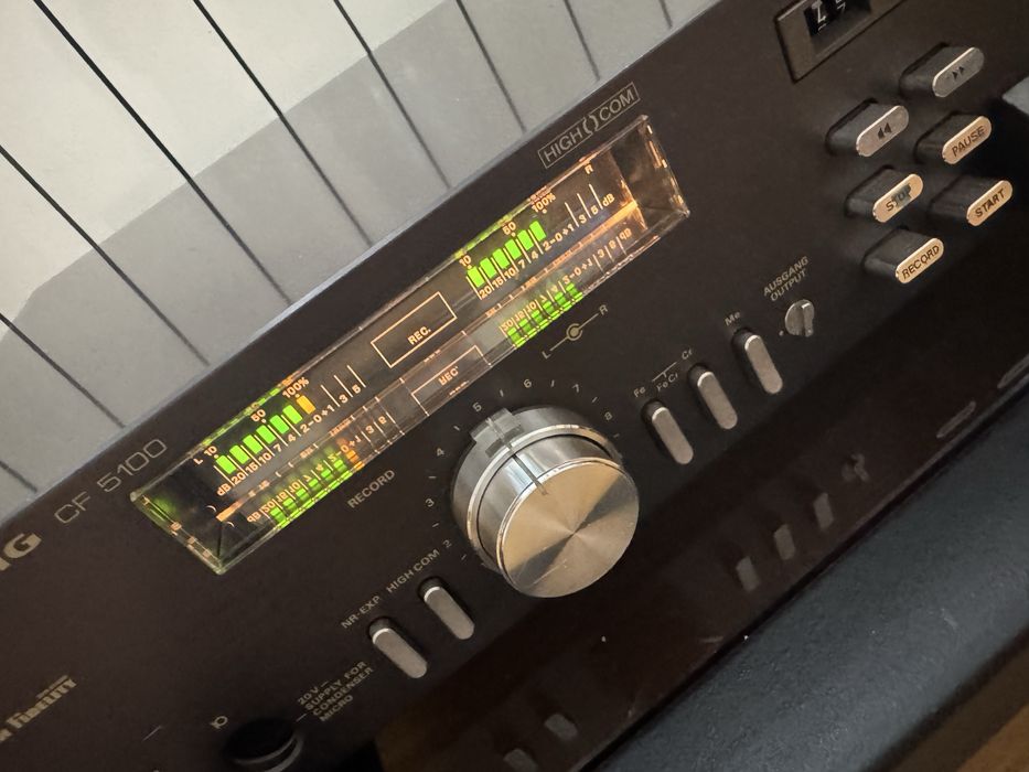 Кассетная дека GRUNDIG CF 5100