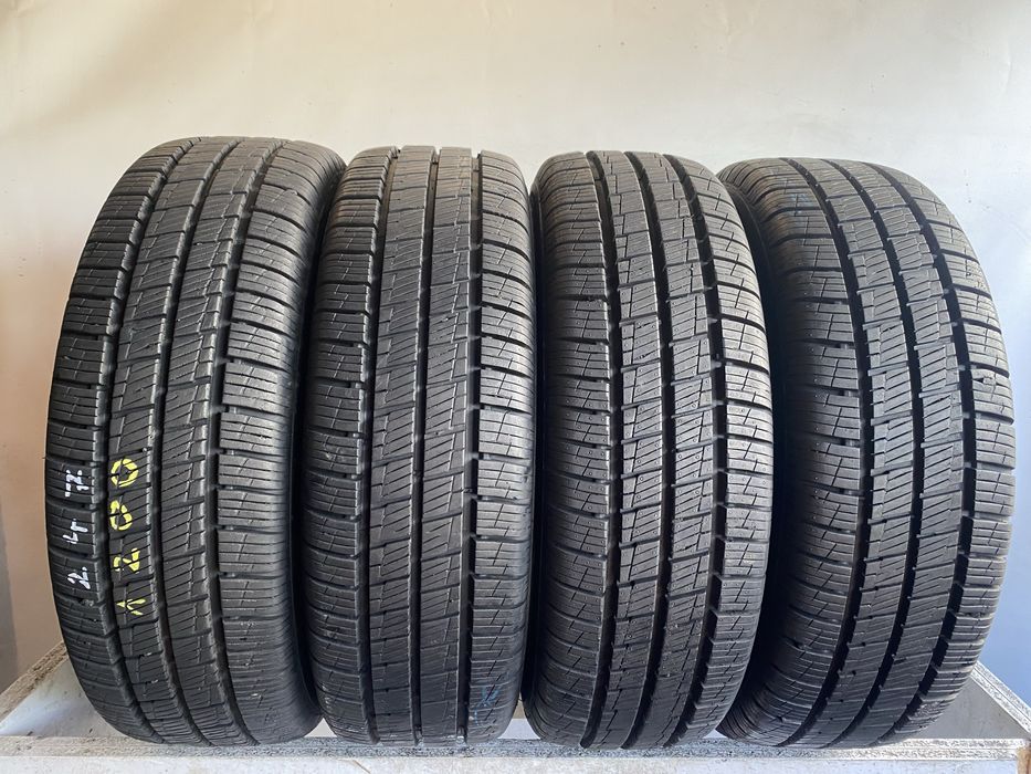 Komplet opon 195/70/15c Hankook Vantra ST AS2