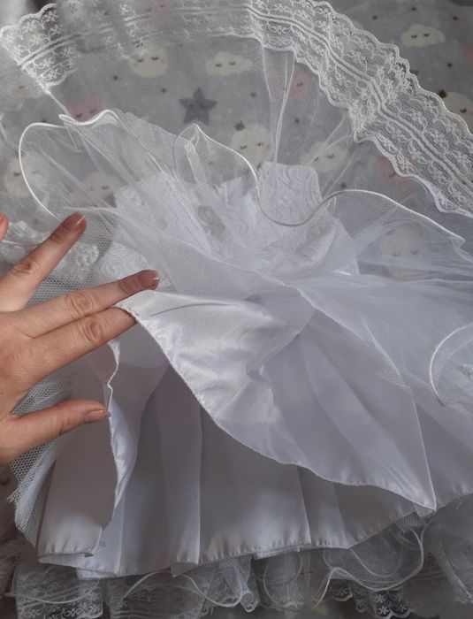 Белое платье на годик