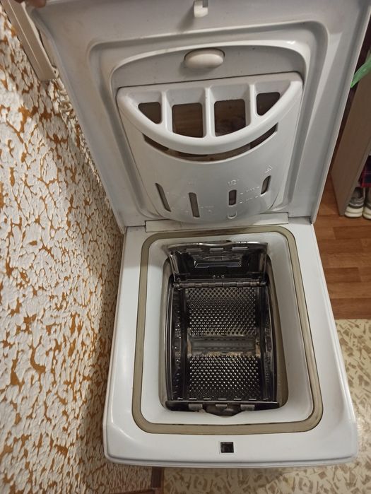 Hotpoint Ariston 5кг. и 1000об. Италия.