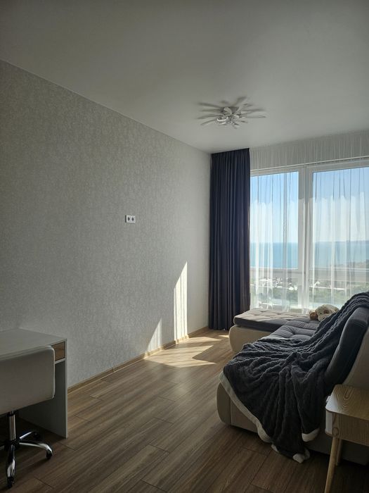 Сдам посуточно 2х кв.Таирова.  с панорамным  видом на море ЖК Авин