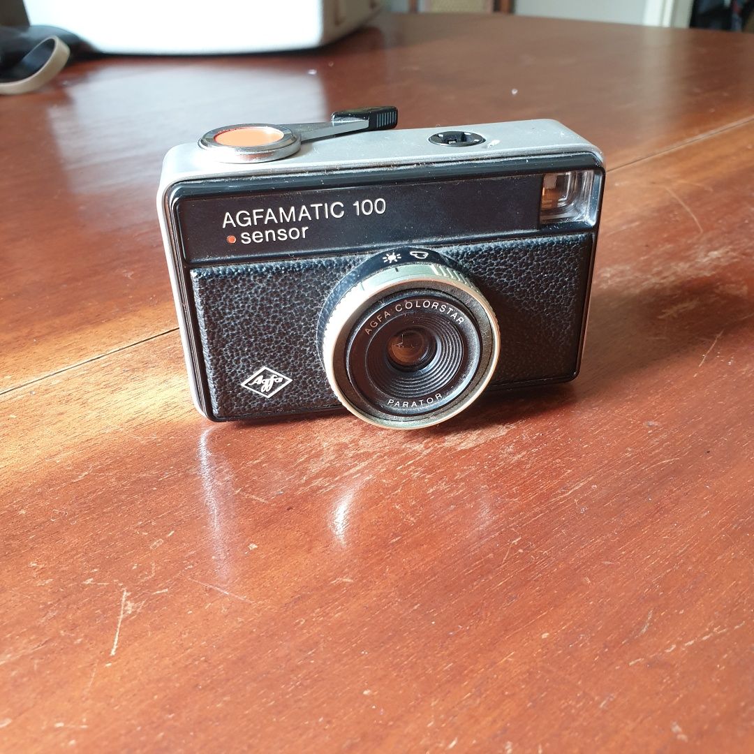 Máquina fotográfica Agfamatic 100 Sensor