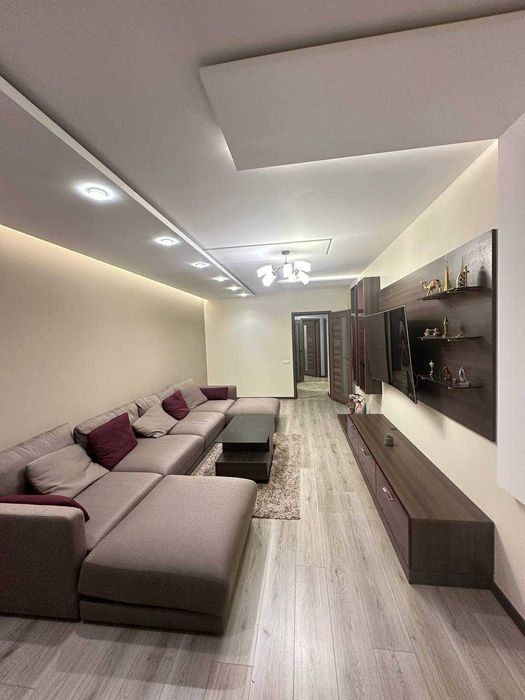 Продам 2к квартиру, ж/м Перемога-1
ЖК Набережний квартал