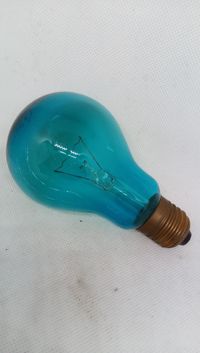 Lâmpada vintage cor do vidro azul