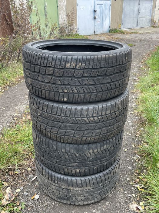 Пара зимової гуми Hankook 255/35/r20