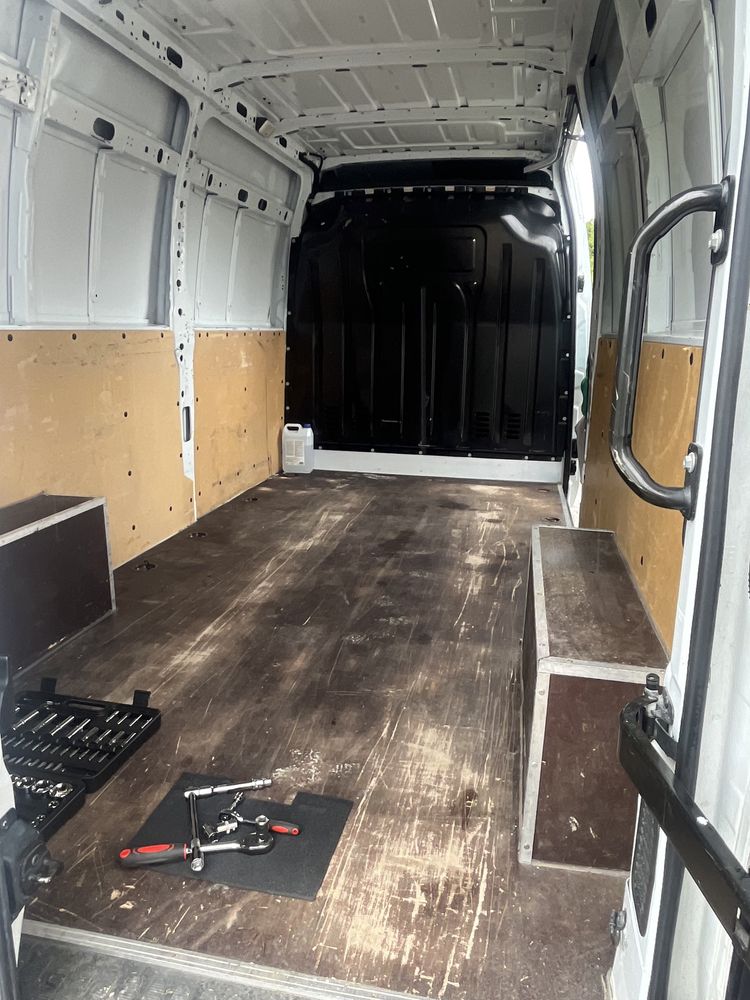 Wypożyczalnia busów, samochody dostawcze RENAULT MASTER 2022r Rzeszów!