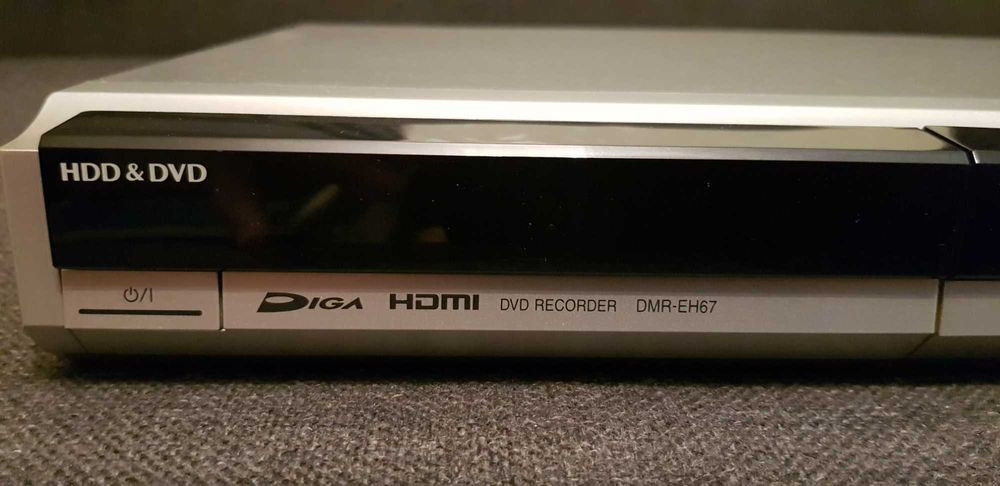 Panasonic DMR-EH67  Nagrywarka DVD z dyskiem twardym