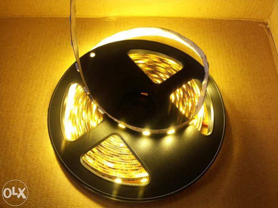 Fita 300 leds com 5 metros, flexível