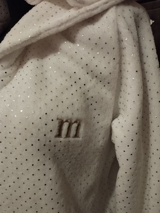 Nowy biały szlafrok Monnari L/Xl  42 złote kropeczki