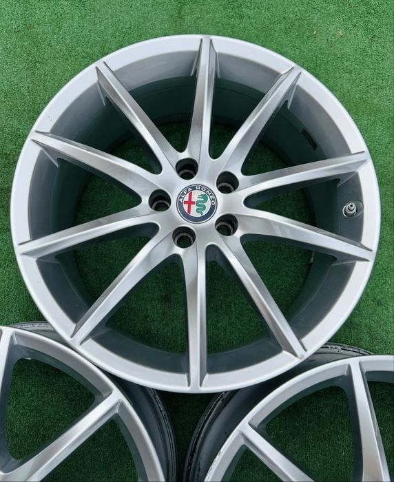 Диски 5/110 R19 Alfa Romeo Opel Jeep з датчиками тиску