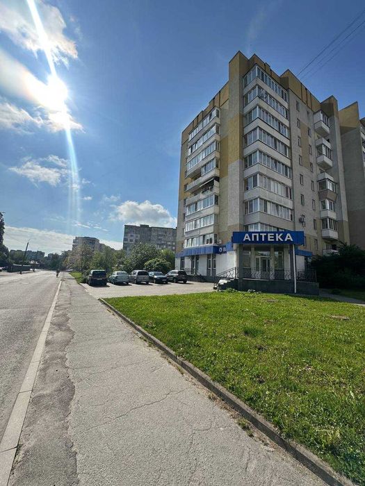 ЮВІЛЕЙНИЙ 132м2 Продам ФАСАДНЕ КУТОВЕ приміщення з Парковкою