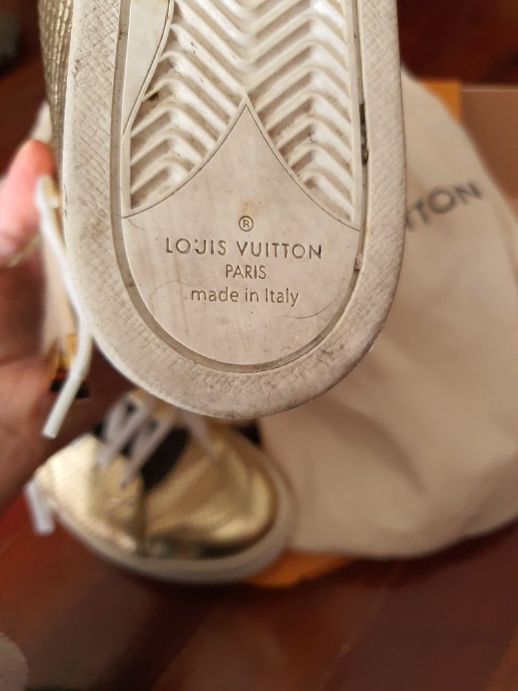 Sapatilhas Louis Vuitton autênticas