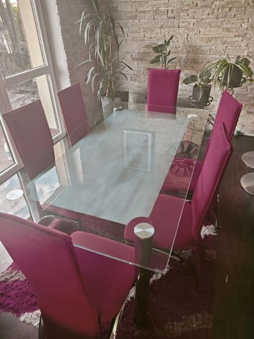 Stół  z 6 krzesłami