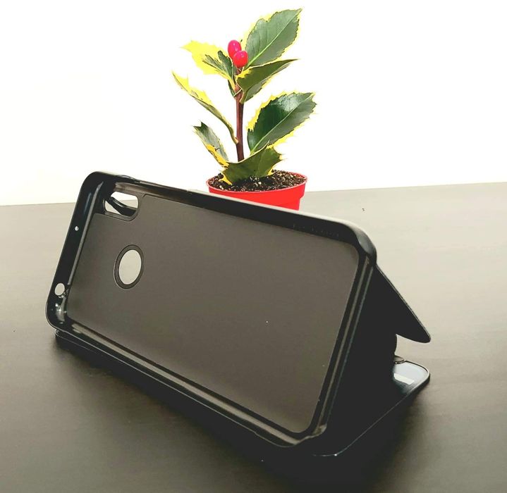 Capa tipo livro espelhada disponível para vários modelos de telemóvel