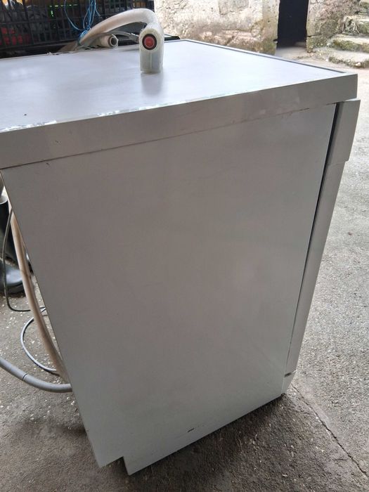 Máquina de lavar louça