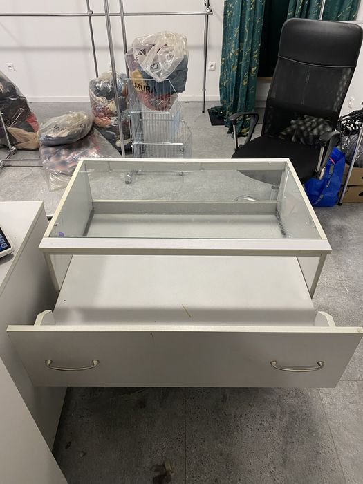 Lada do sklepu szuflada na biżuterię lada sklepowa