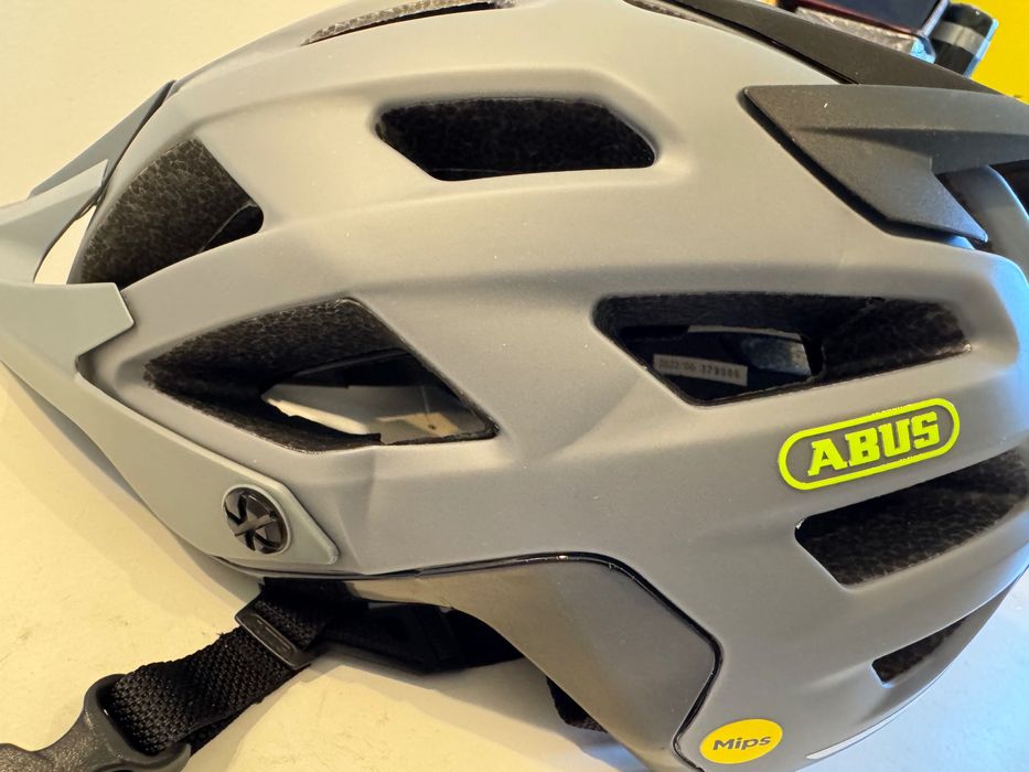Kask Rowerowy Abus Moventor 2.0 MIPS 54-58 cm