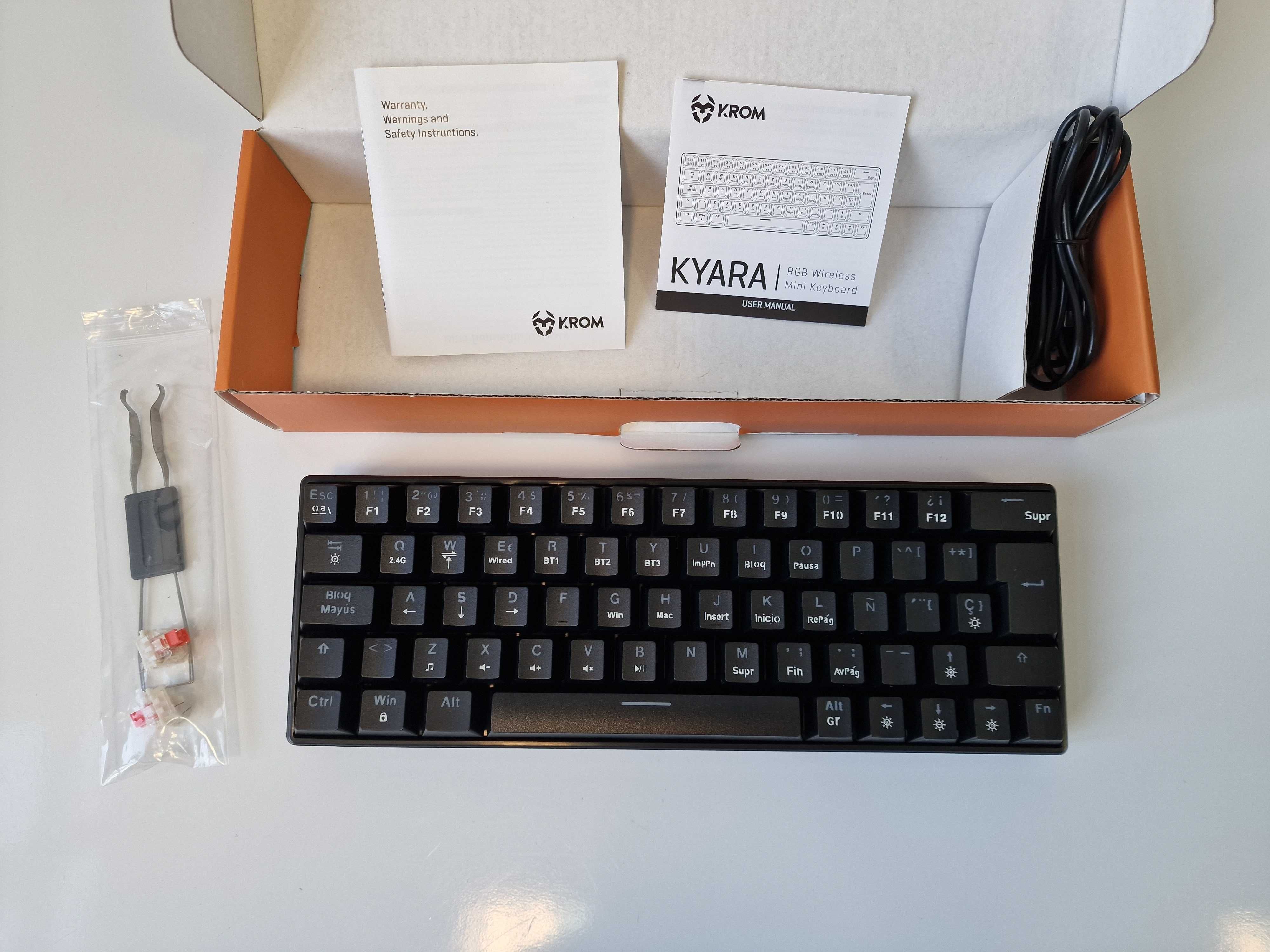 Mechaniczna klawiatura KROM Kyara - RGB
