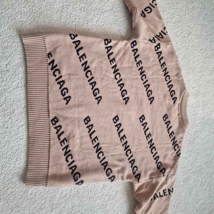 Sweter ocersize Rozmiar M-L Balenciaga