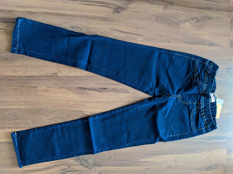 Nowe spodnie Jegginsy (legginsy) dziewczęce jeansowe 134 / 146 152
