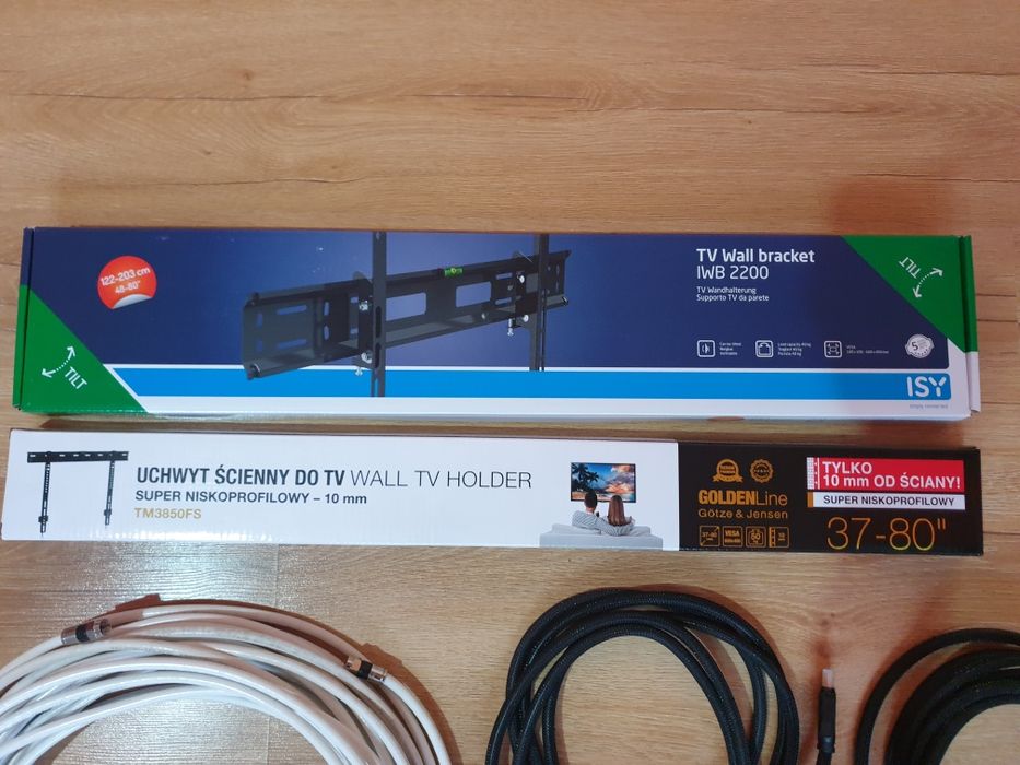Zestaw montażowy TV na ścianie uchwyt wieszak hdmi led