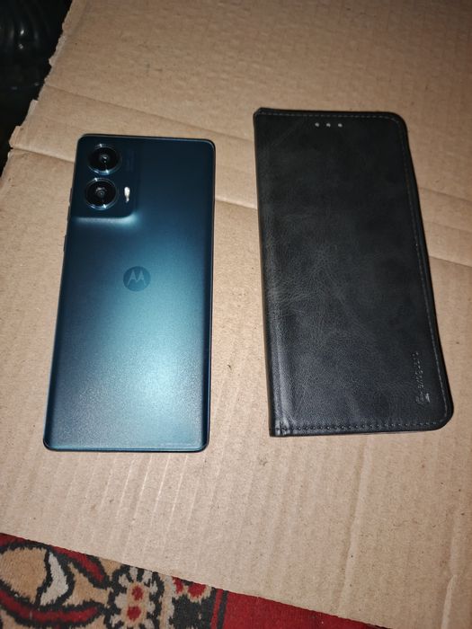 Телефон Motorola edge 50 fusion  12/512