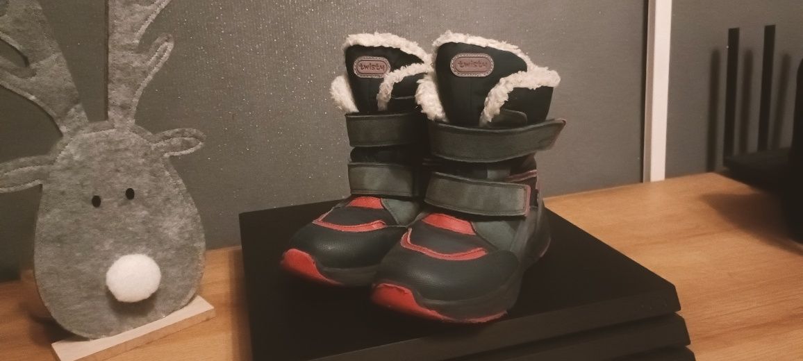 Buty zimowe kozaki śniegowce rozm 29 Twisty CCC