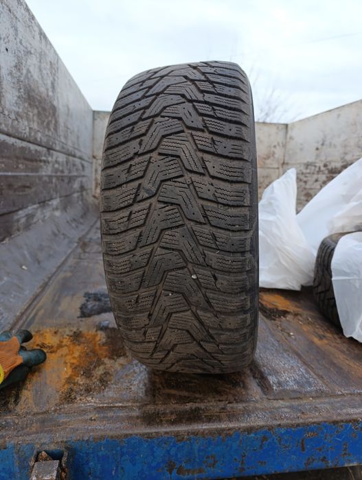 Продам зимову гуму
