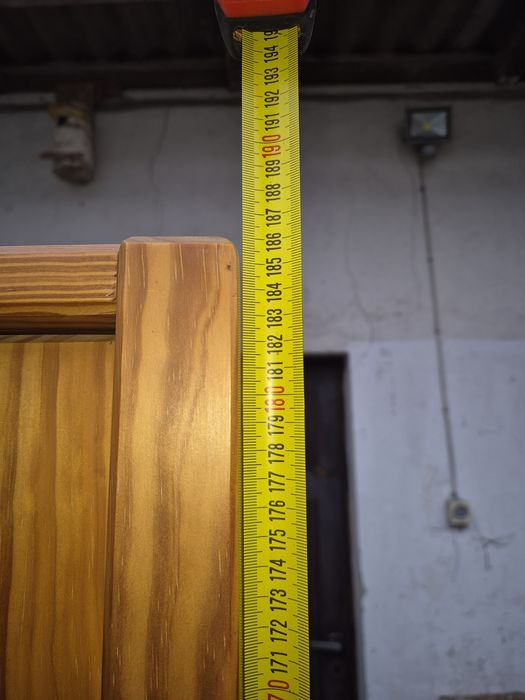 Kredens drewniany bardzo solidny