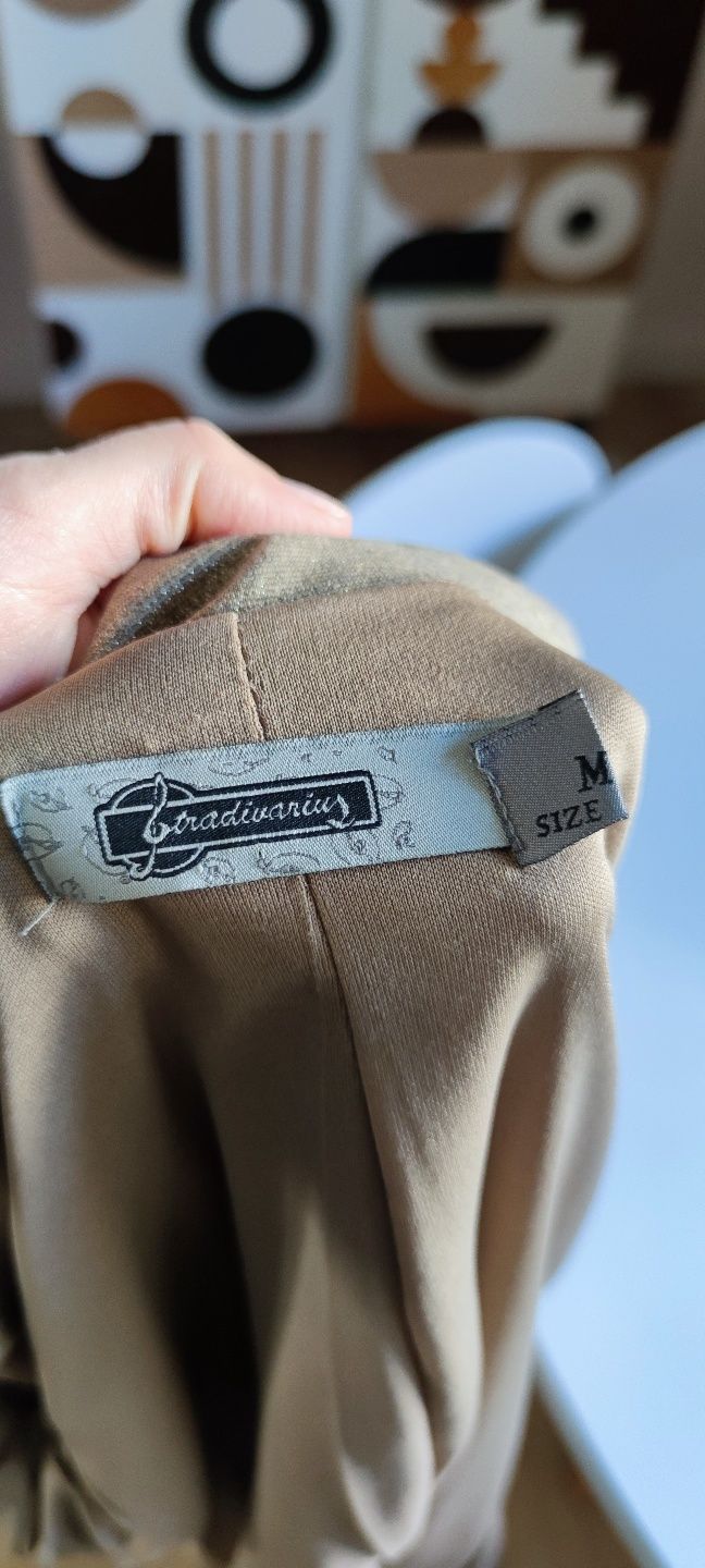 Żakiet marynarka z miękkiego materiału M/38/10 Stradivarius złoty