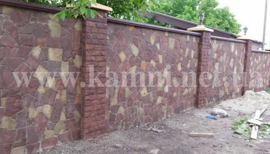 Залишки природного каменю для облицювання стін та доріжок