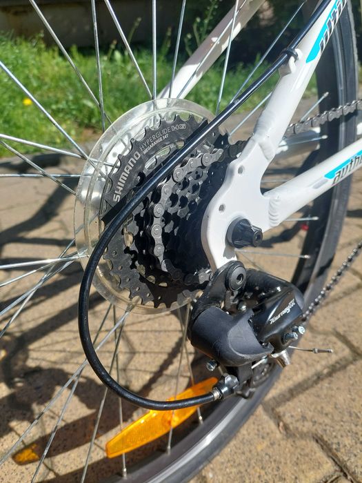 Markowy rower AUTHOR ULTIMA 24, model 2019, biało-niebieski.