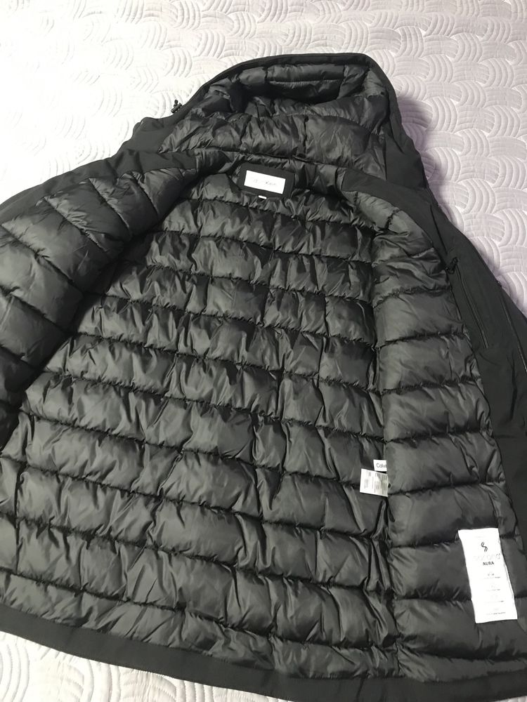 Продам чоловічу куртку Calvin Klein
