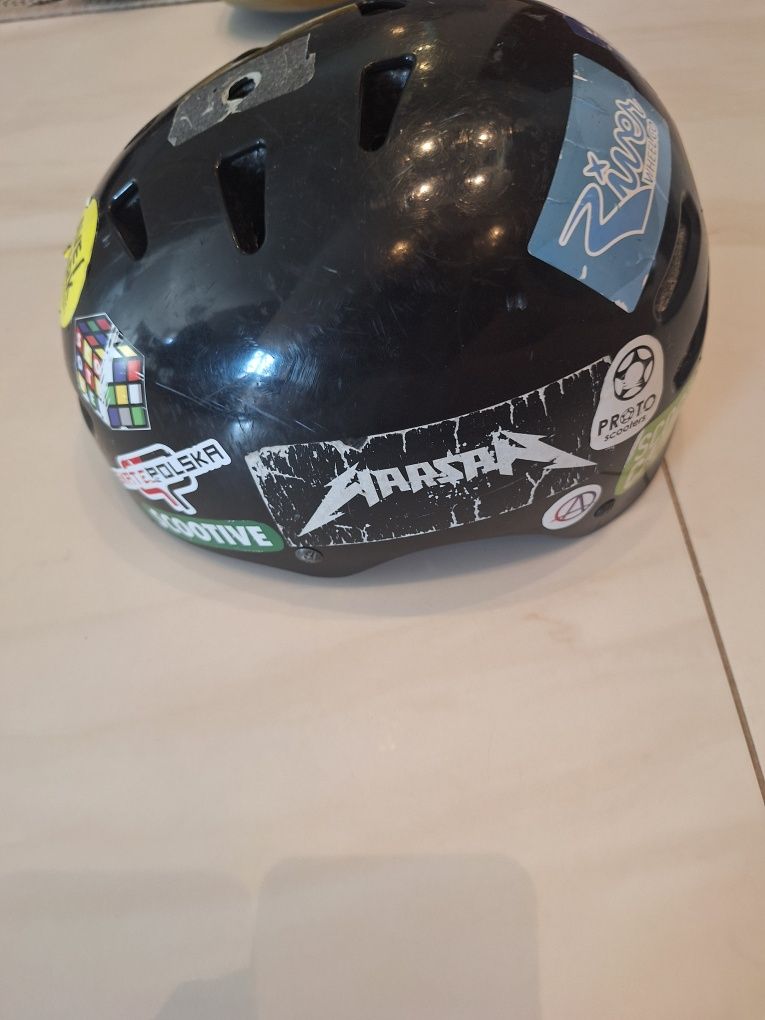 Kask TSG orzeszek