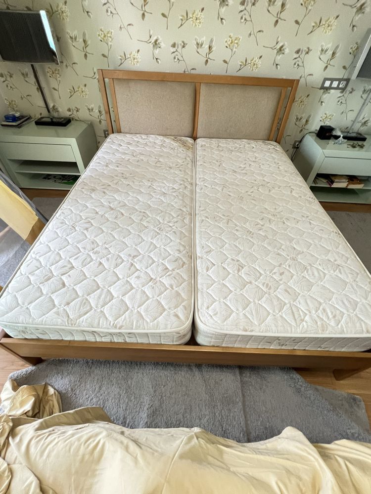 Cama de casal com colchões individuais