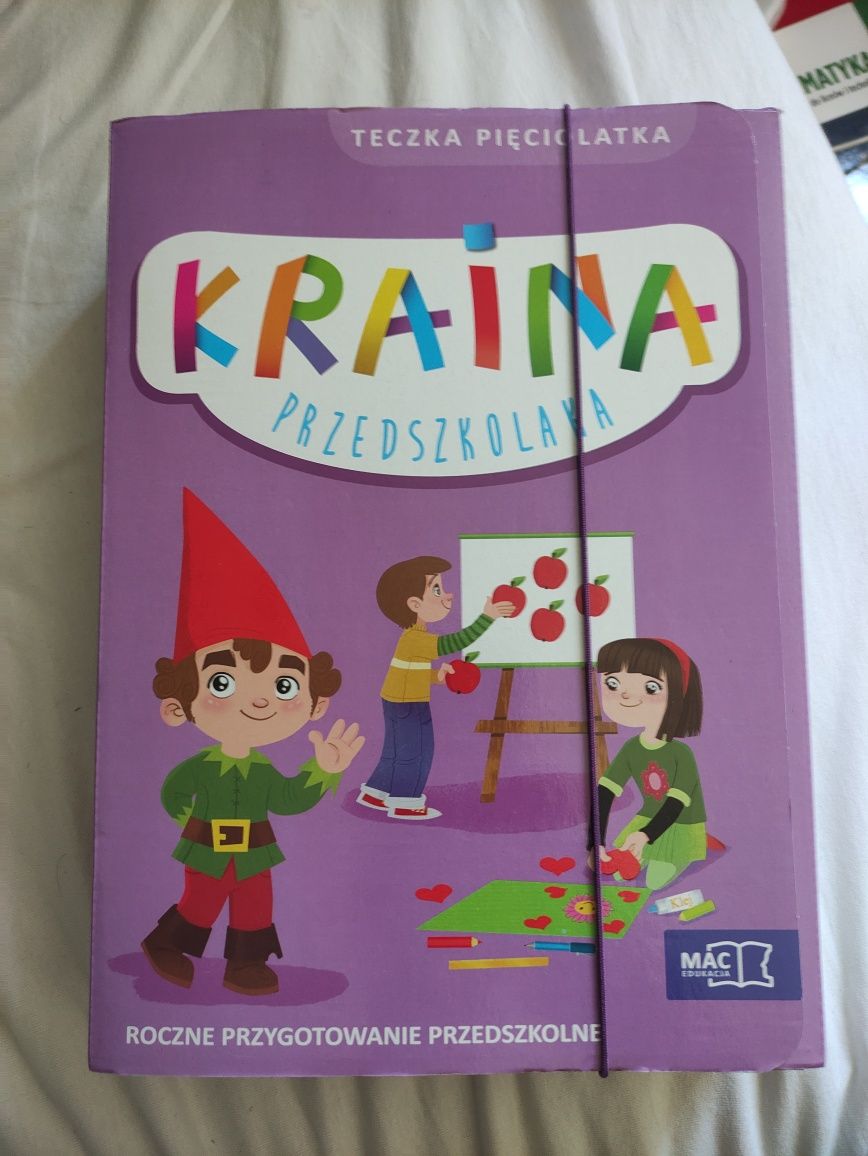Kraina przedszkolaka teczka pięciolatka