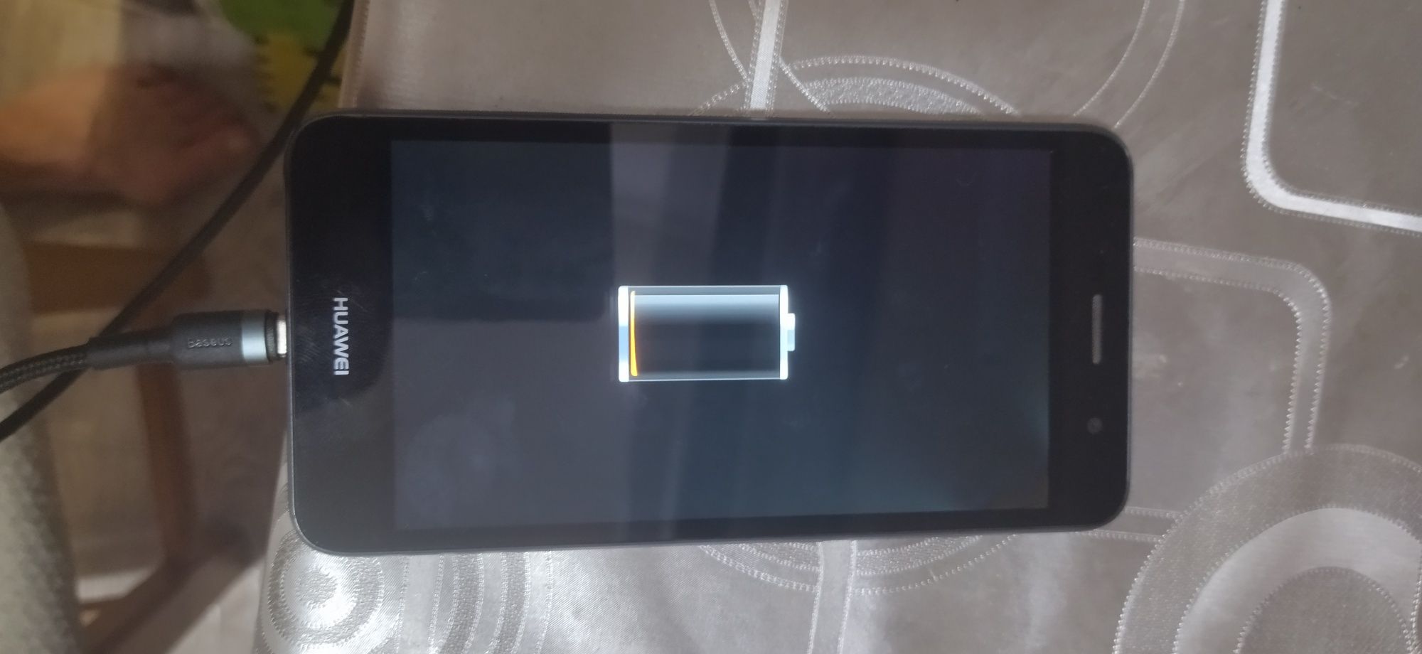 Хуавей , Huawei 3/16 полностью рабочий , вариант для ребенка