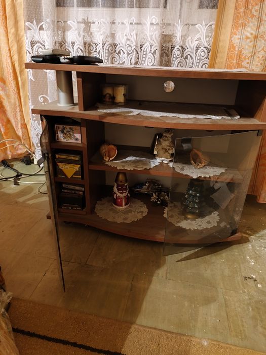 Szafka pod telewizor