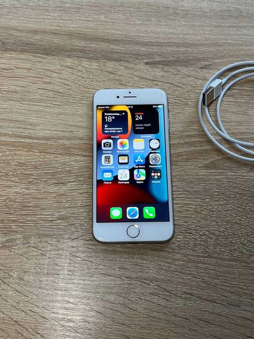 Apple IPhone 7 32ГБ White
