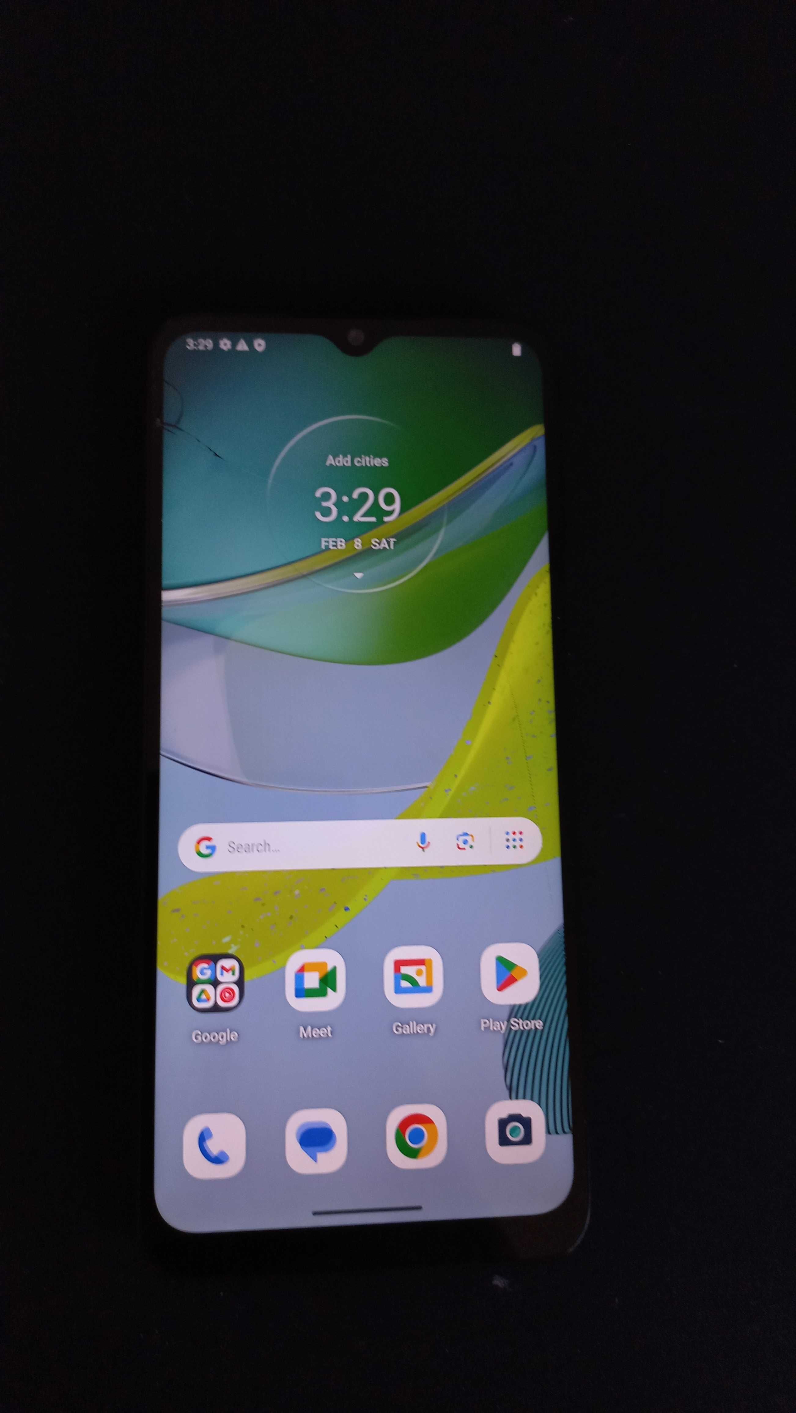 Motorola moto e13 dual sim plus ładowarka i kabel USB C