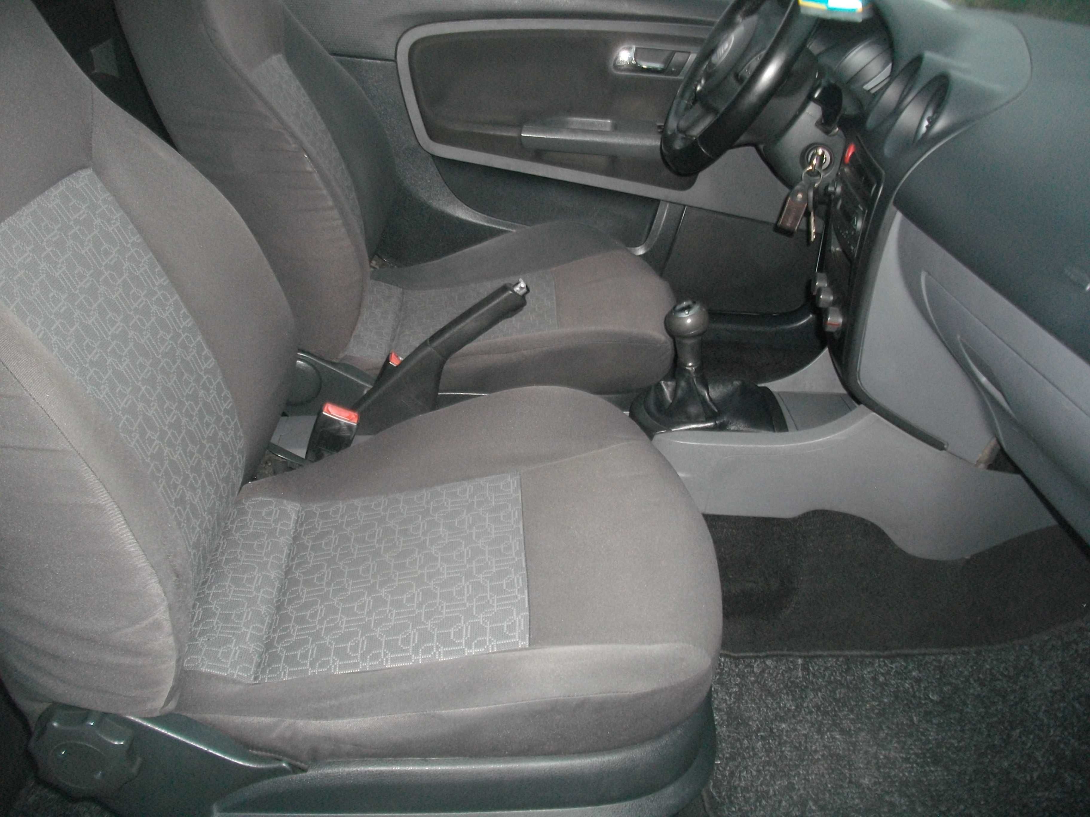 Seat Ibiza 1.4 diesel van de 2007 Impecável