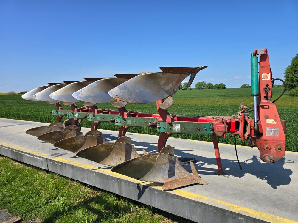 Pług Kverneland EM 100, rok 2008