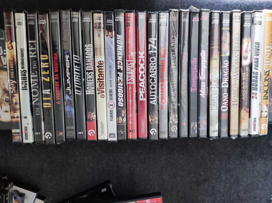 Coleção de 85 DVD's originais selados.