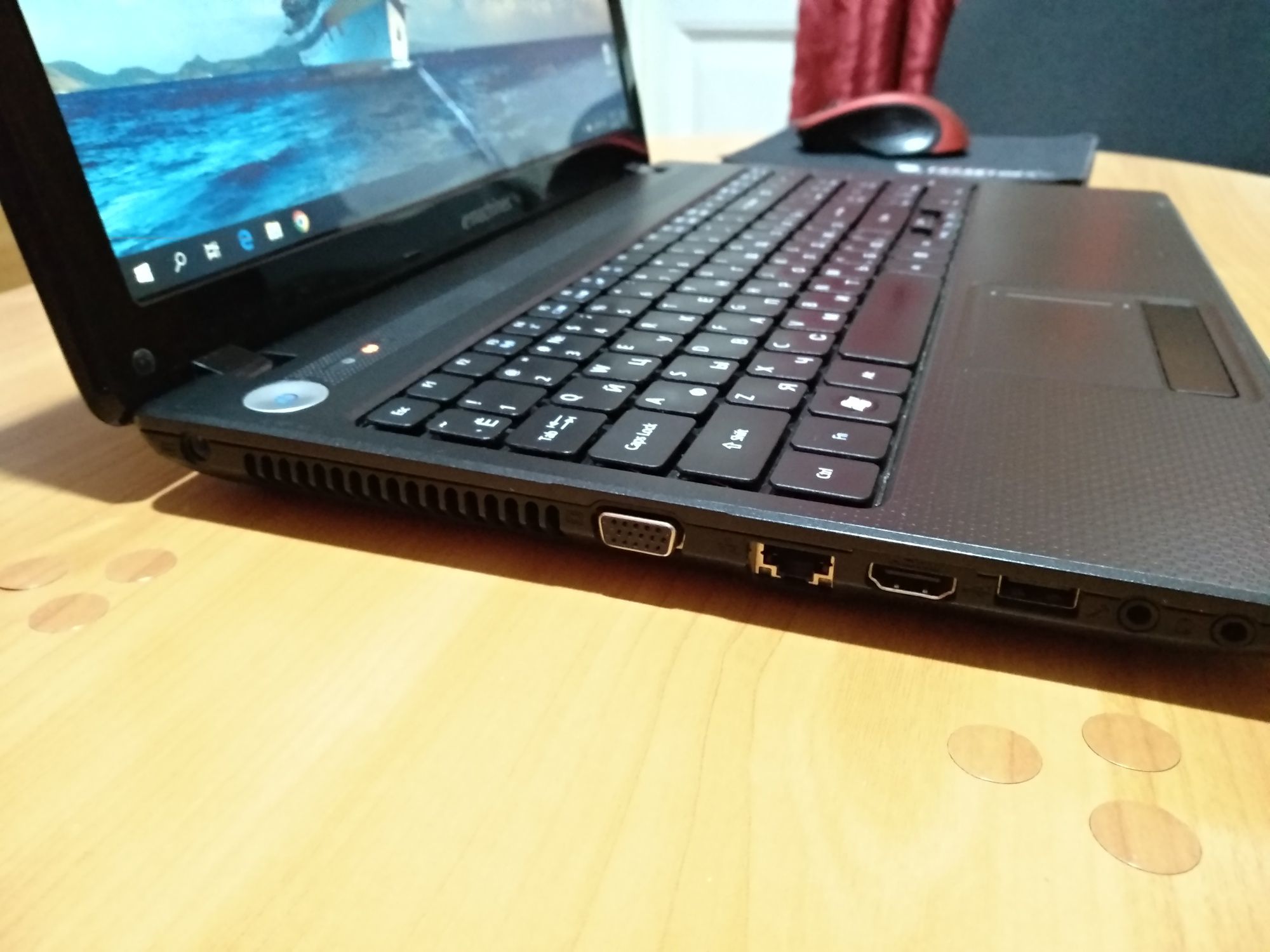 ноутбук emachines e642g
